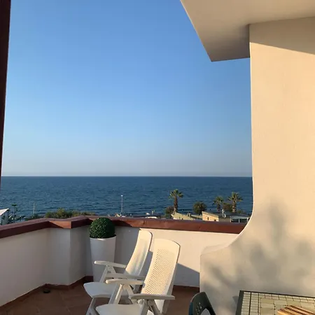 Terrazza Blu - Sea Penthouse Apartamento Bari